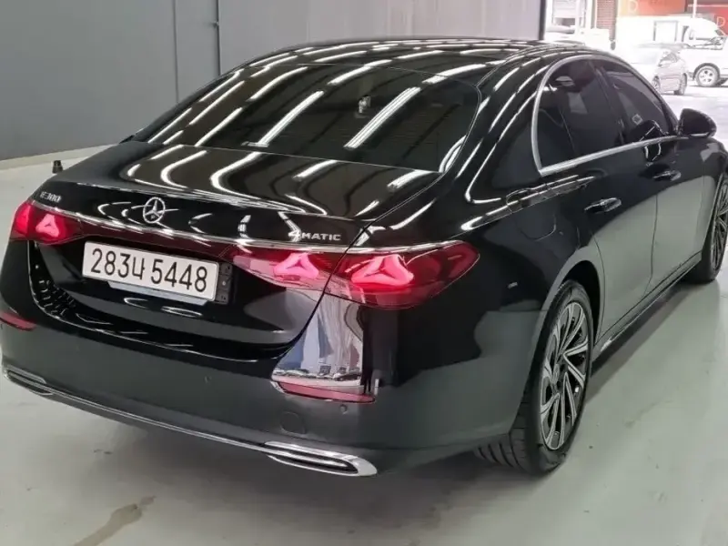 2024 Mercedes-Benz E-Класс с пробегом 30 992 км