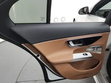 2025 Mercedes-Benz E-Класс с пробегом 7 898 км