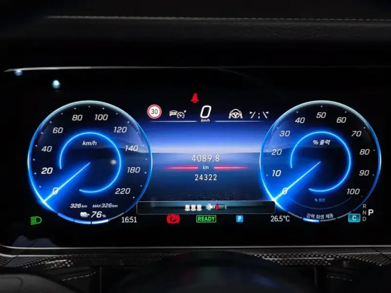 2025 Mercedes-Benz G-Класс с пробегом 24 322 км