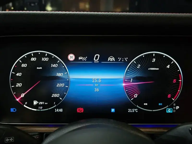 2026 Mercedes-Benz G-Класс с пробегом 36 км