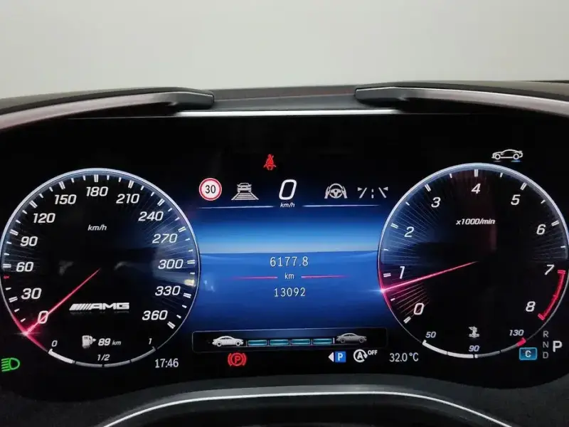 2023 Mercedes-Benz SL-Класс AMG с пробегом 13 092 км