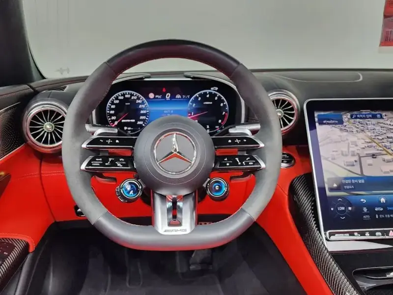 2023 Mercedes-Benz SL-Класс AMG с пробегом 13 092 км