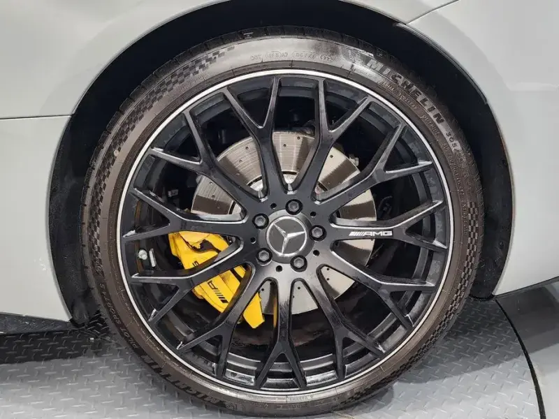 2023 Mercedes-Benz SL-Класс AMG с пробегом 13 092 км