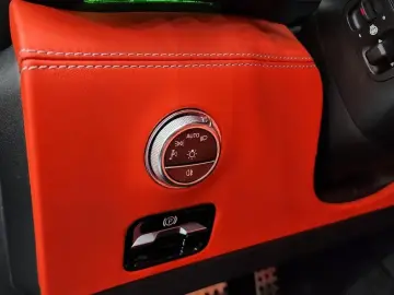 2023 Mercedes-Benz SL-Класс AMG с пробегом 13 092 км