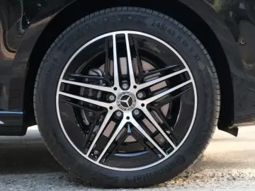 2025 Mercedes-Benz V-Класс с пробегом 46 км