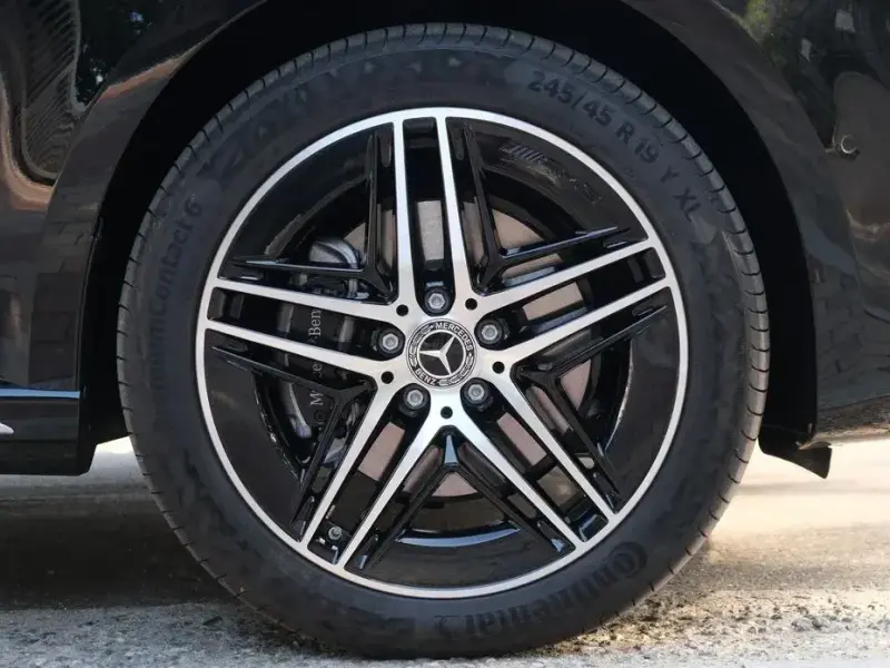 2025 Mercedes-Benz V-Класс с пробегом 46 км