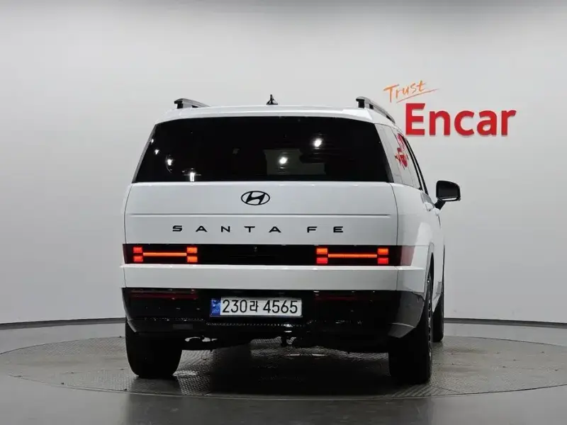 2024 Hyundai Santa Fe с пробегом 19 760 км