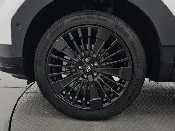 2024 Hyundai Santa Fe с пробегом 19 760 км