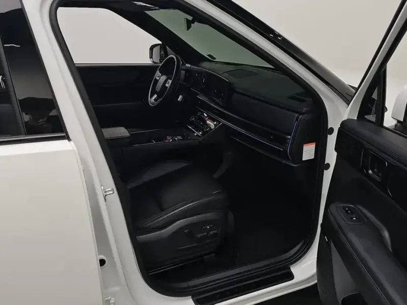 2024 Hyundai Santa Fe с пробегом 19 760 км