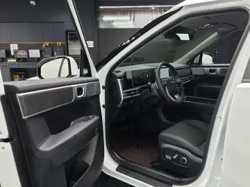 2024 Hyundai Santa Fe с пробегом 25 075 км
