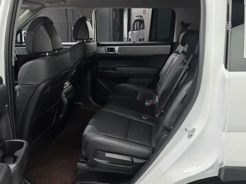 2024 Hyundai Santa Fe с пробегом 25 075 км