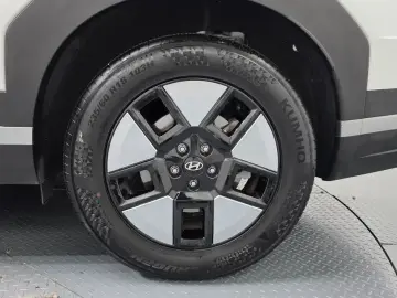 2024 Hyundai Santa Fe с пробегом 25 075 км