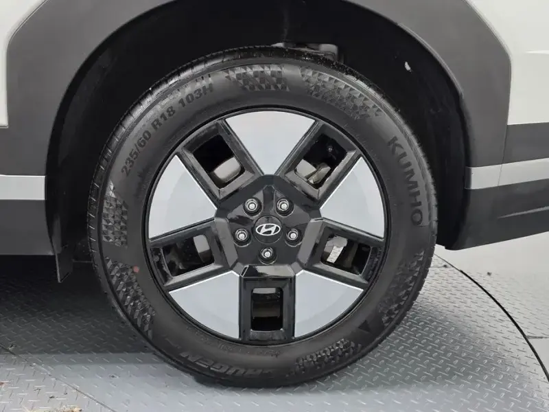 2024 Hyundai Santa Fe с пробегом 25 075 км