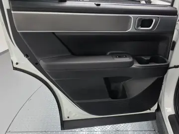 2024 Hyundai Santa Fe с пробегом 25 075 км