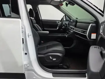 2024 Hyundai Santa Fe с пробегом 25 075 км