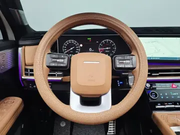 2025 Hyundai Santa Fe с пробегом 4 279 км