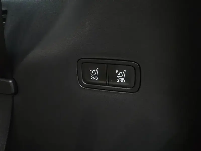 2025 Hyundai Santa Fe с пробегом 4 279 км