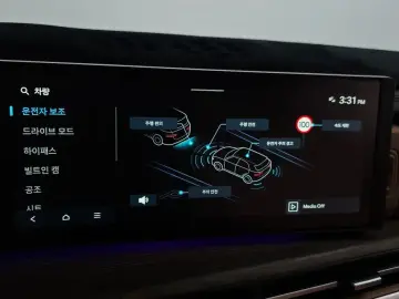 2025 Hyundai Santa Fe с пробегом 4 279 км