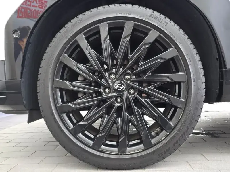 2024 Hyundai Santa Fe с пробегом 35 494 км