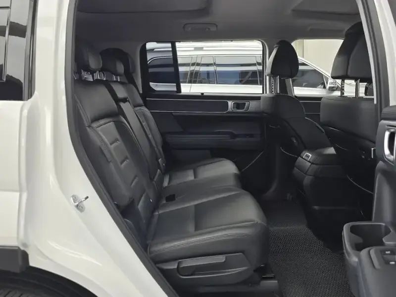2024 Hyundai Santa Fe с пробегом 34 228 км