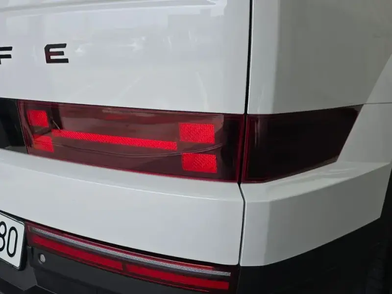 2024 Hyundai Santa Fe с пробегом 34 228 км