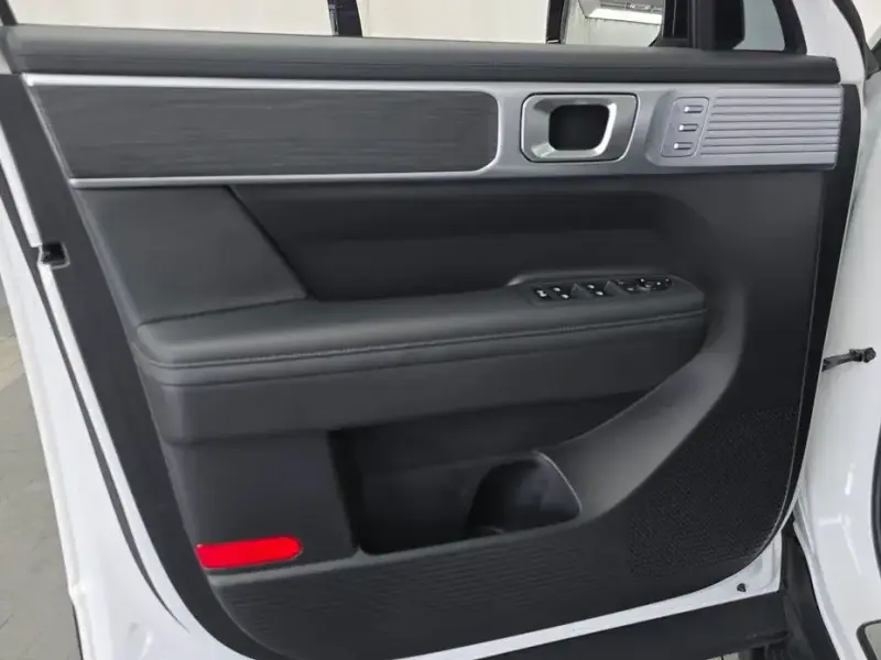 2024 Hyundai Santa Fe с пробегом 34 228 км