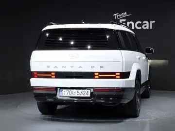 2024 Hyundai Santa Fe с пробегом 12 702 км