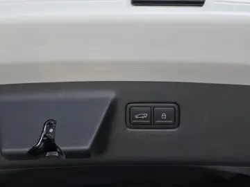 2024 Hyundai Santa Fe с пробегом 34 228 км