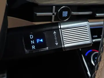 2024 Hyundai Santa Fe с пробегом 12 702 км