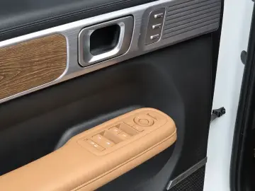 2024 Hyundai Santa Fe с пробегом 12 702 км