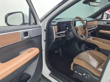 2023 Hyundai Santa Fe с пробегом 24 612 км