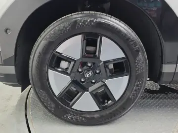 2024 Hyundai Santa Fe с пробегом 47 940 км