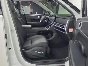 2024 Hyundai Santa Fe с пробегом 47 940 км