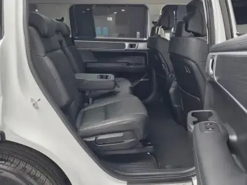 2024 Hyundai Santa Fe с пробегом 47 940 км