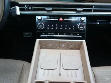 2024 Hyundai Santa Fe с пробегом 24 593 км
