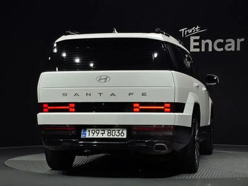 2023 Hyundai Santa Fe с пробегом 52 282 км