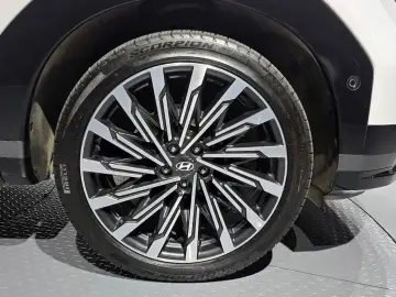 2023 Hyundai Santa Fe с пробегом 52 282 км