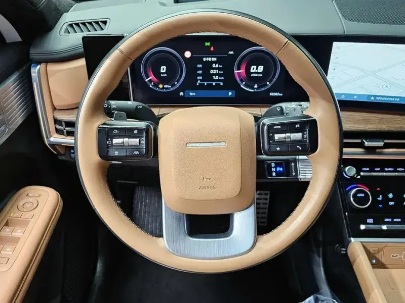 2023 Hyundai Santa Fe с пробегом 52 282 км