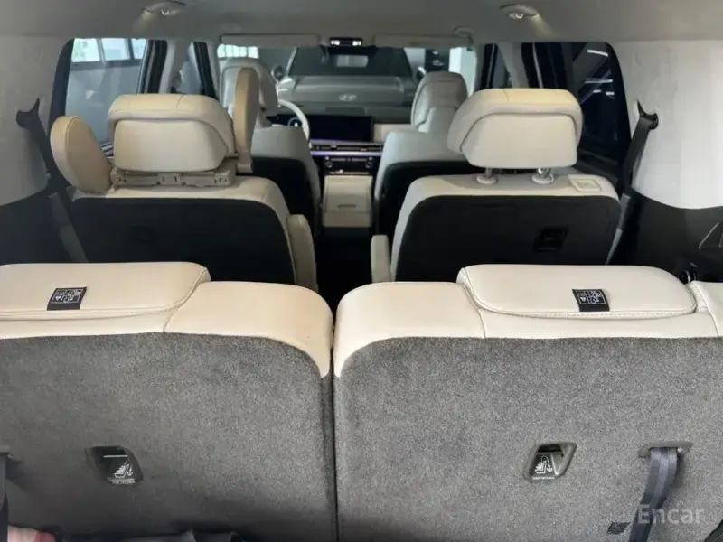 2023 Hyundai Santa Fe с пробегом 14 956 км