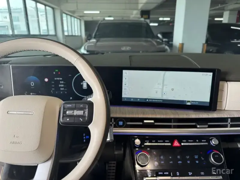 2023 Hyundai Santa Fe с пробегом 14 956 км