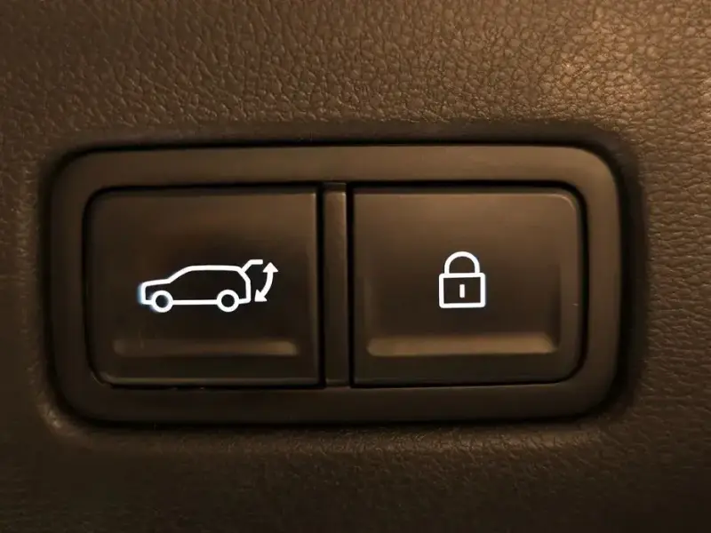 2023 Hyundai Santa Fe с пробегом 52 282 км