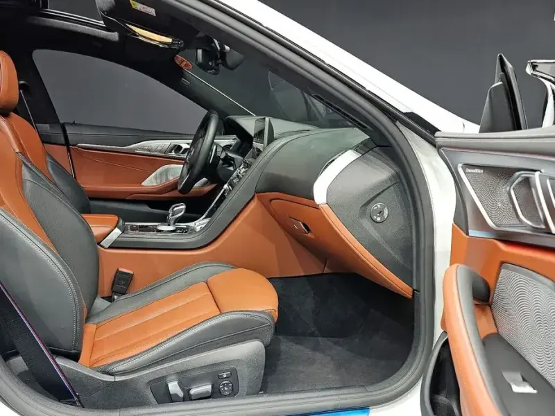 2025 BMW 8 серии с пробегом 14 733 км