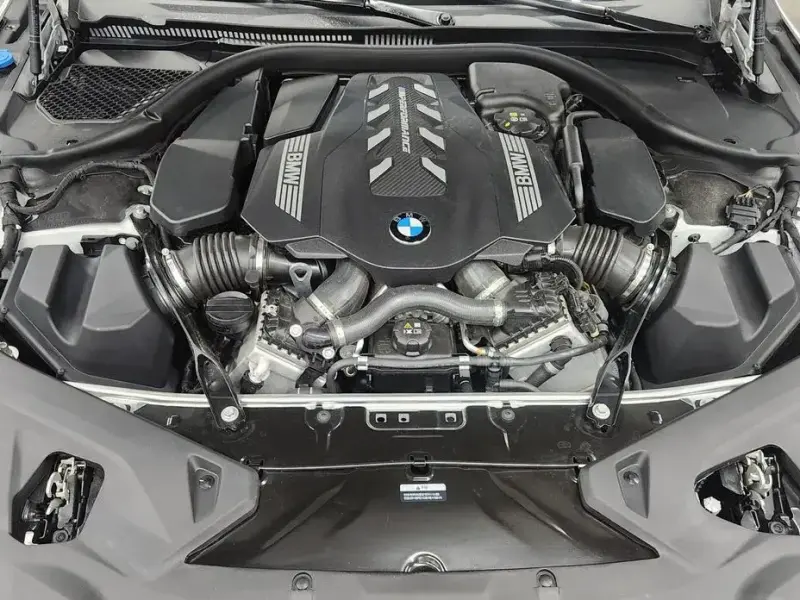 2024 BMW 8 серии с пробегом 14 625 км