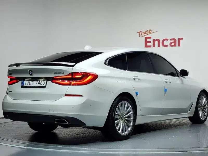 2022 BMW 6 серии с пробегом 83 271 км