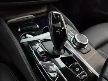 2022 BMW 6 серии с пробегом 83 271 км