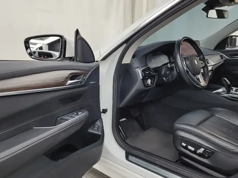 2022 BMW 6 серии с пробегом 83 271 км