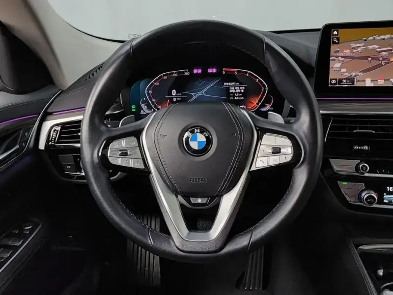 2022 BMW 6 серии с пробегом 83 271 км