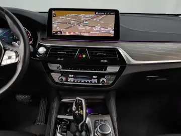 2022 BMW 6 серии с пробегом 83 271 км