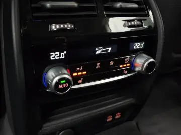 2022 BMW 6 серии с пробегом 83 271 км