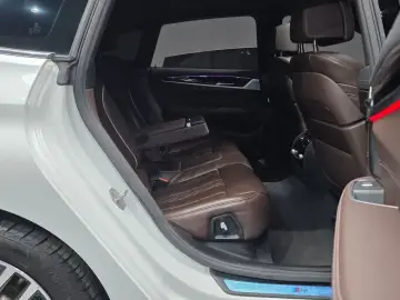 2021 BMW 6 серии с пробегом 97 125 км